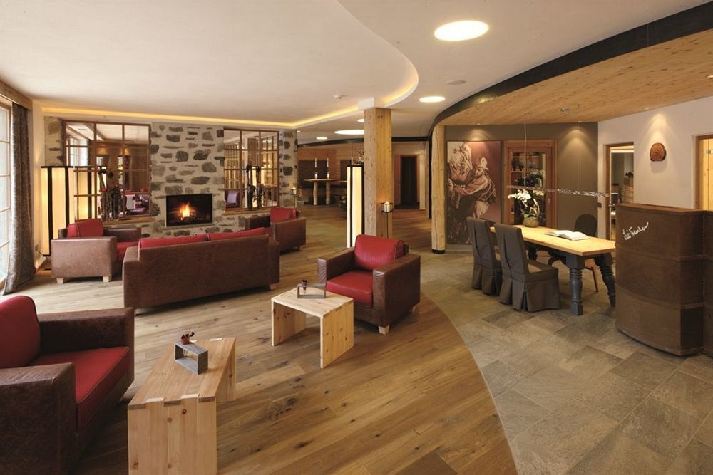 אלפה די סיוסי Dolomites Living Hotel Tirler מראה חיצוני תמונה